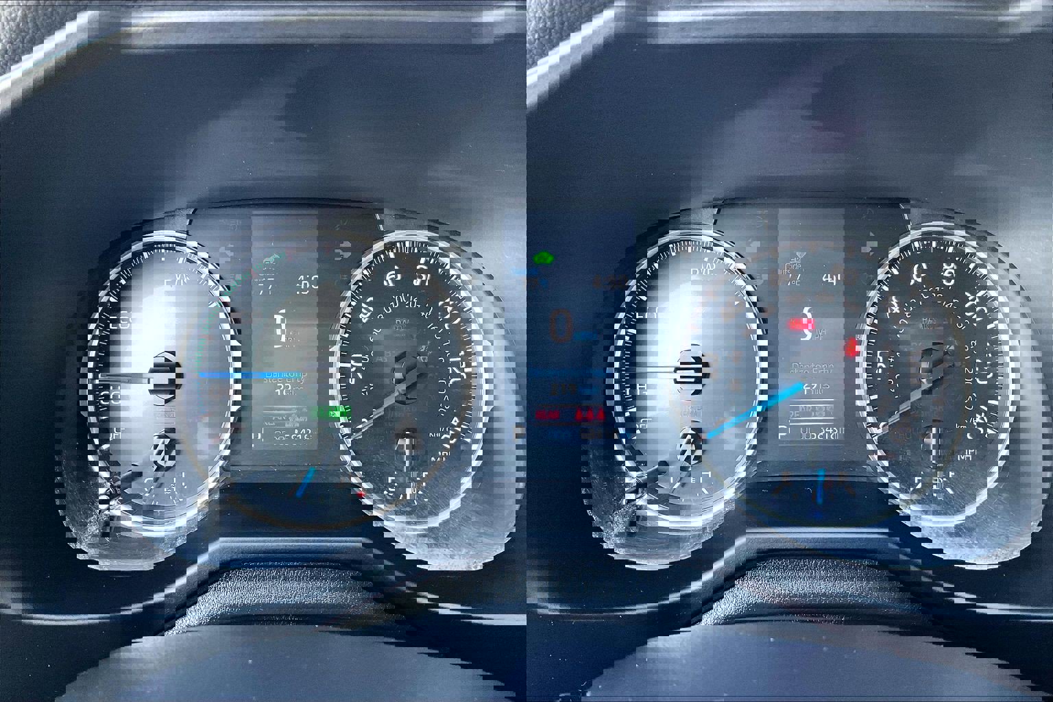 Used 2021 Toyota RAV4 LE image 19