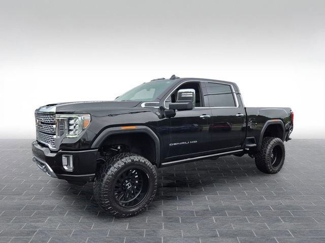 Used 2023 GMC Sierra 2500 Denali w/ Denali Black Diamond Edition AWD/4WD image 3