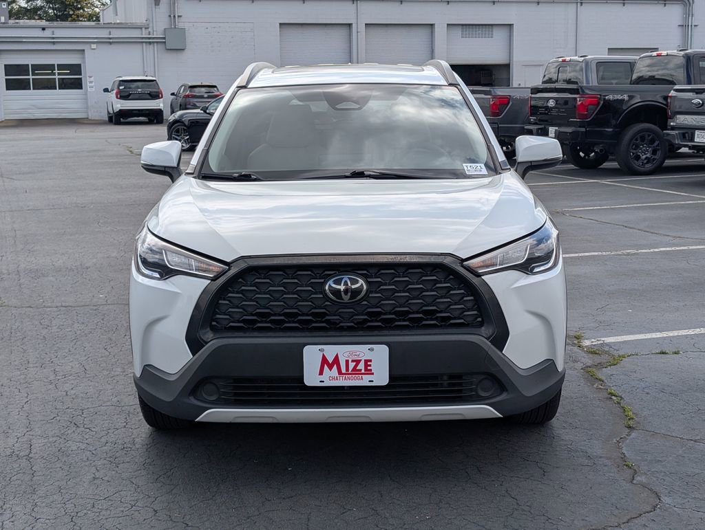 Used 2023 Toyota Corolla Cross LE w/ Moonroof Package image 7