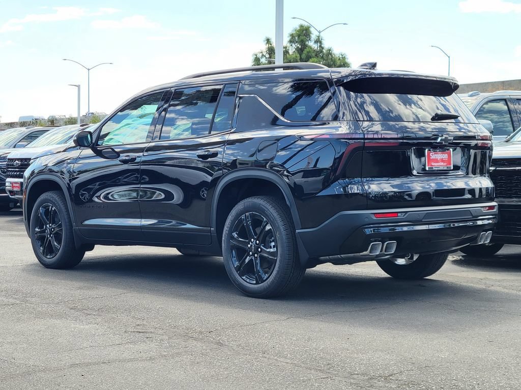 New 2027 Chevrolet Traverse LT w/ Midnight/Sport Edition FWD video 2