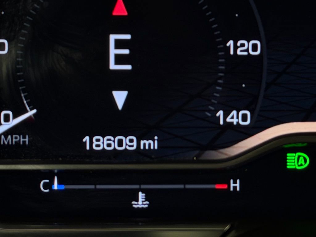 Used 2024 GMC Sierra 2500 AT4X image 15