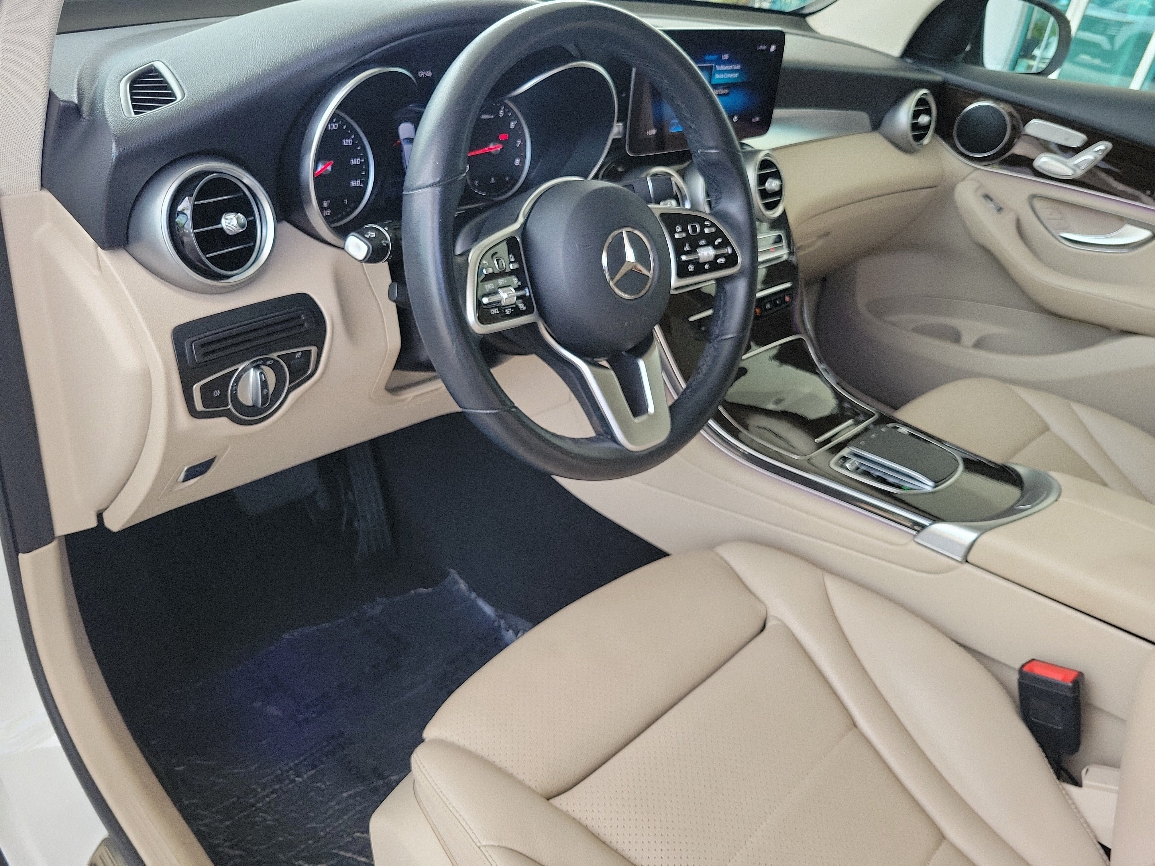 Used 2022 Mercedes-Benz GLC 300 image 20