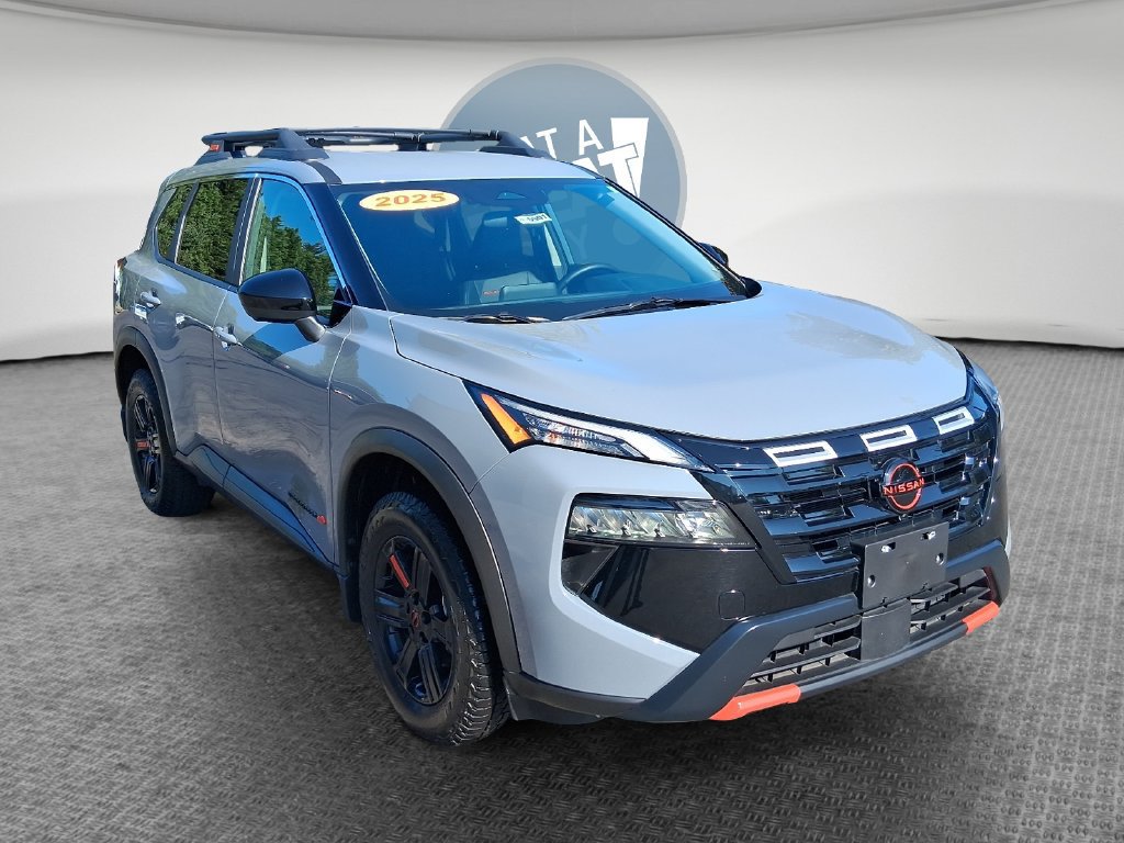 Used 2025 Nissan Rogue SV