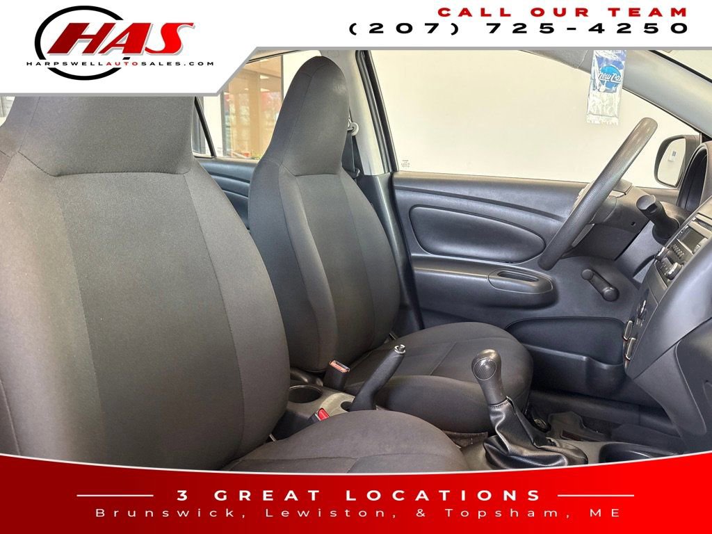Used 2015 Nissan Versa S image 14
