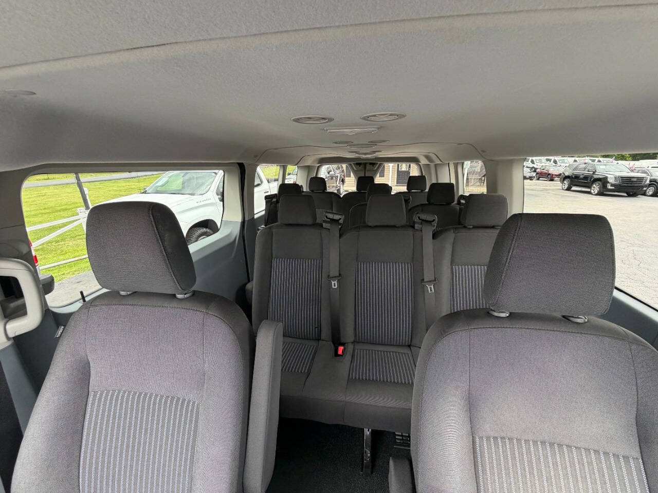 Used 2018 Ford Transit 350 XL RWD image 19
