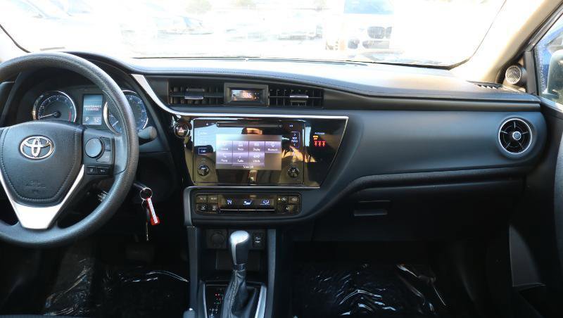 Used 2019 Toyota Corolla LE w/ Carpet Mat Package (TMS) image 15