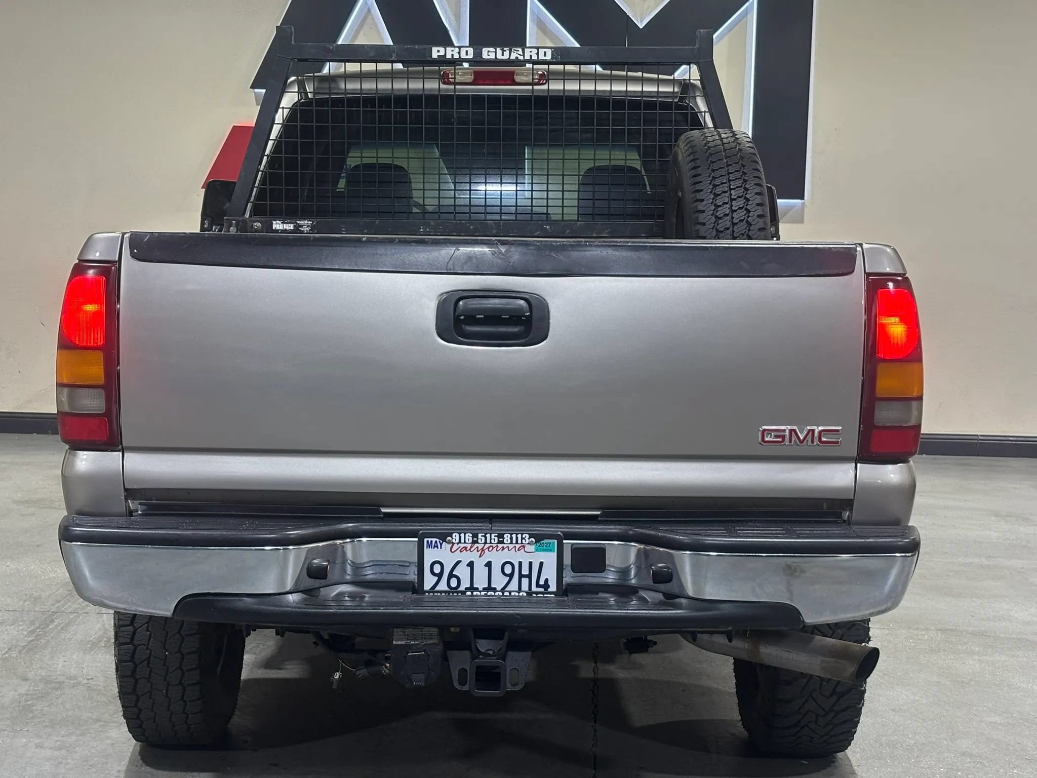 Used 2003 GMC Sierra 2500 SLT w/ SLT Preferred Equipment Group AWD/4WD image 5