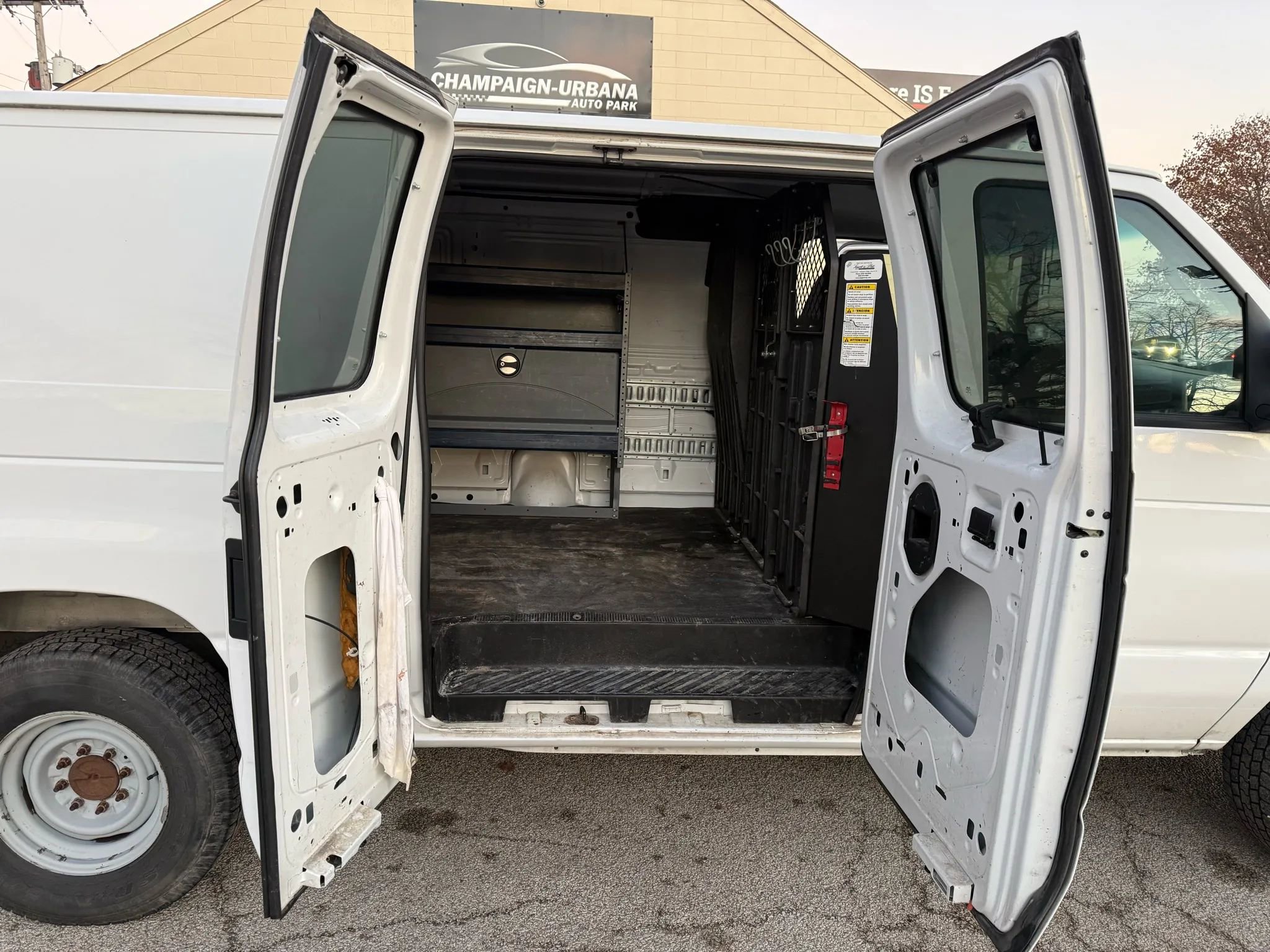 Used 2008 Ford E-350 and Econoline 350 Super Duty image 14
