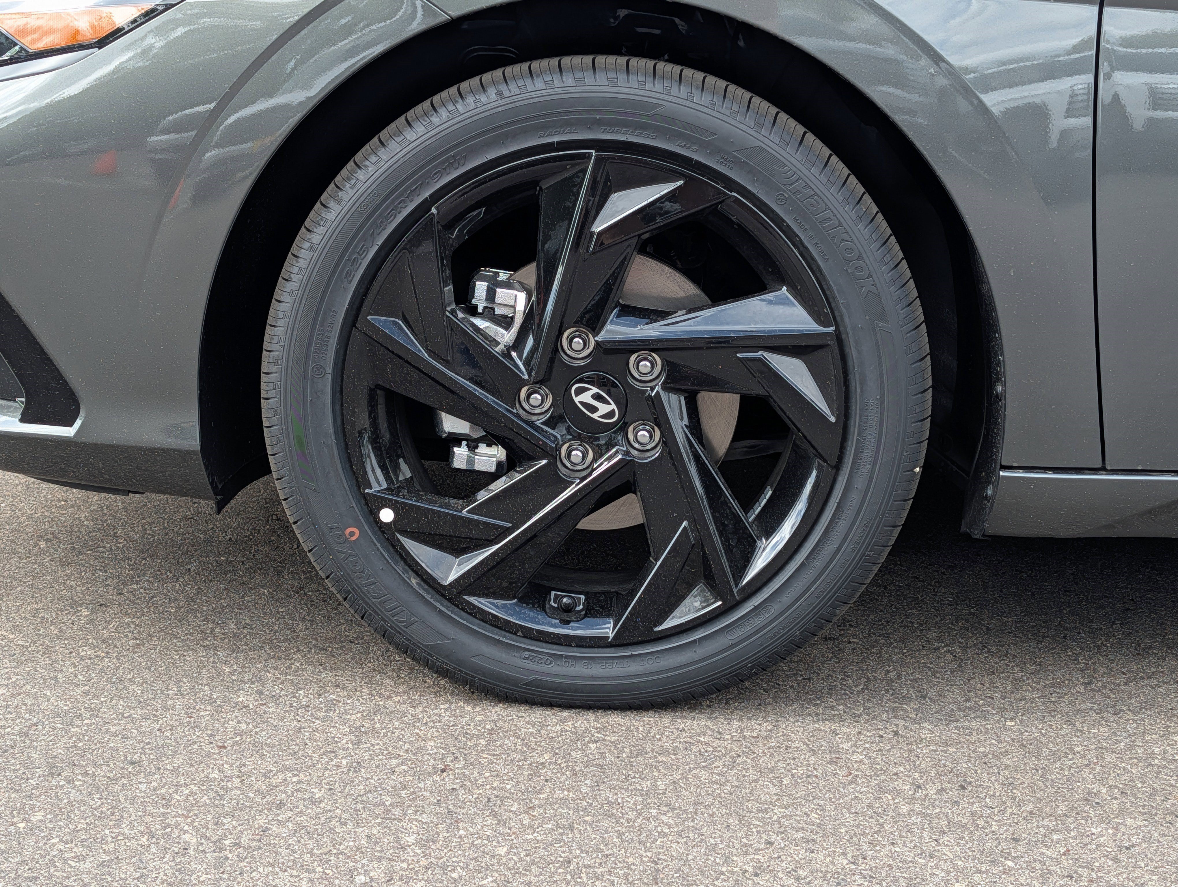 New 2026 Hyundai Elantra SEL Sport FWD image 5
