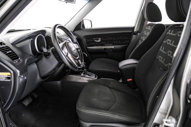 Used 2013 Kia Soul + image 27