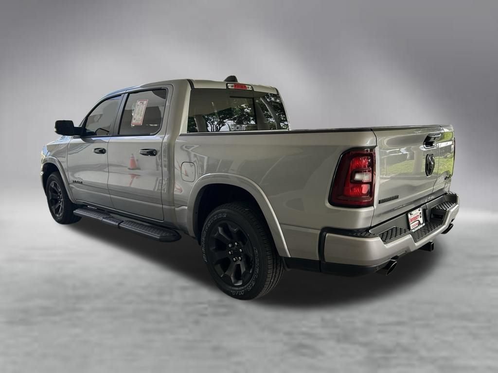 Used 2025 RAM 1500 Big Horn AWD/4WD image 4