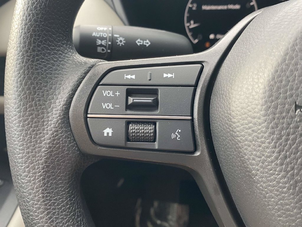 New 2027 Honda HR-V LX image 17