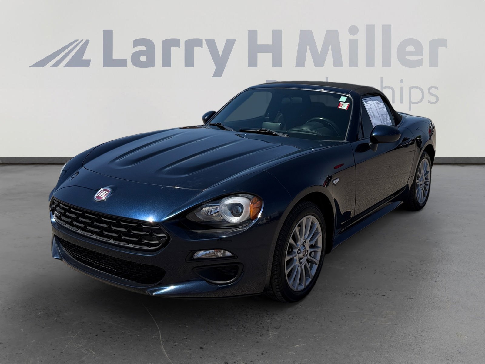 Used 2019 FIAT 124 Spider Classica