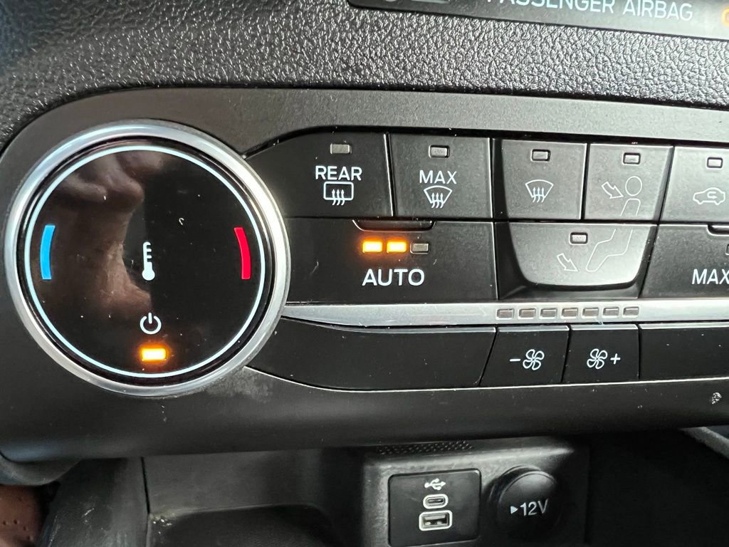 Used 2025 Ford Escape ST-Line image 36