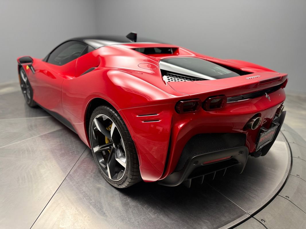 Used 2021 Ferrari SF90 Stradale AWD/4WD image 7