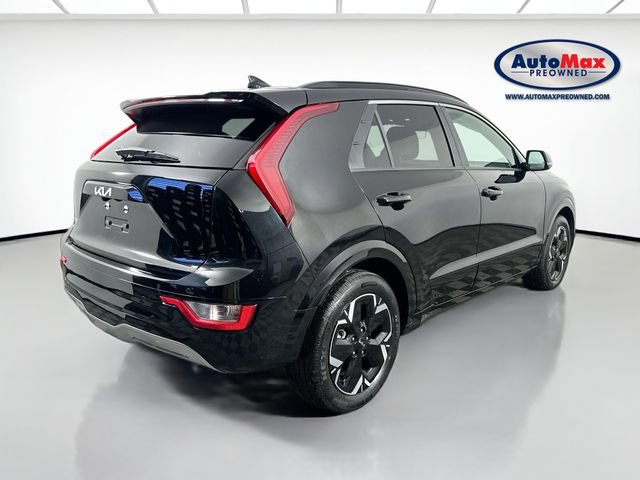 Used 2023 Kia Niro Wind w/ Wind Preserve Package FWD image 2