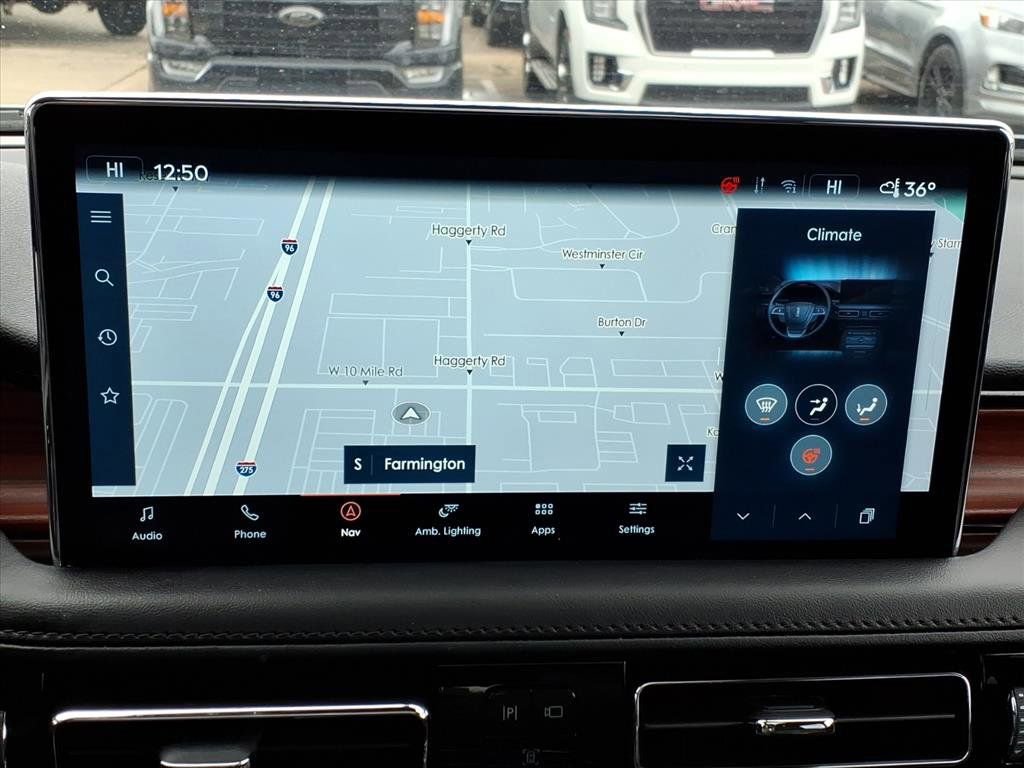 Used 2022 Lincoln Nautilus Reserve image 16