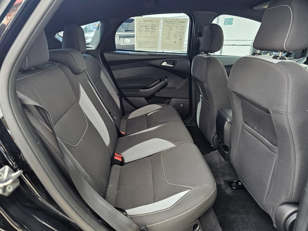 Used 2016 Ford Focus ST FWD image 12