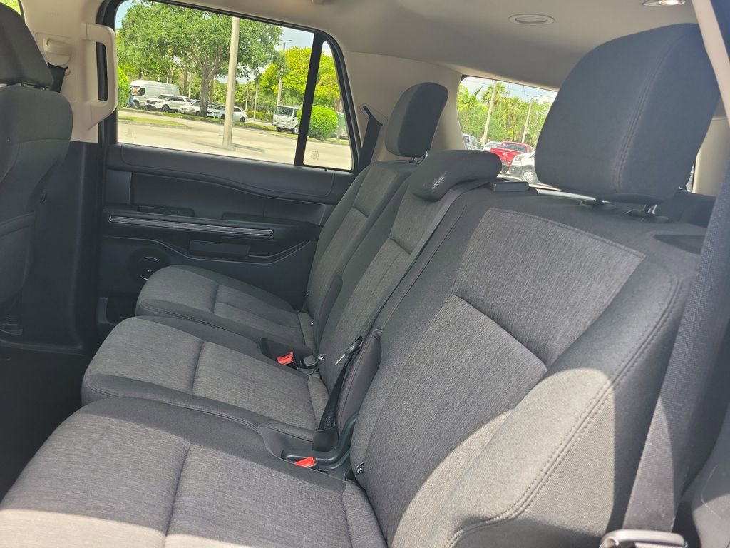 Used 2024 Ford Expedition Max XLT AWD/4WD image 13