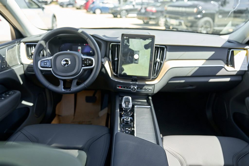 New 2026 Volvo XC60 T8 Plus w/ Climate Package AWD/4WD image 24