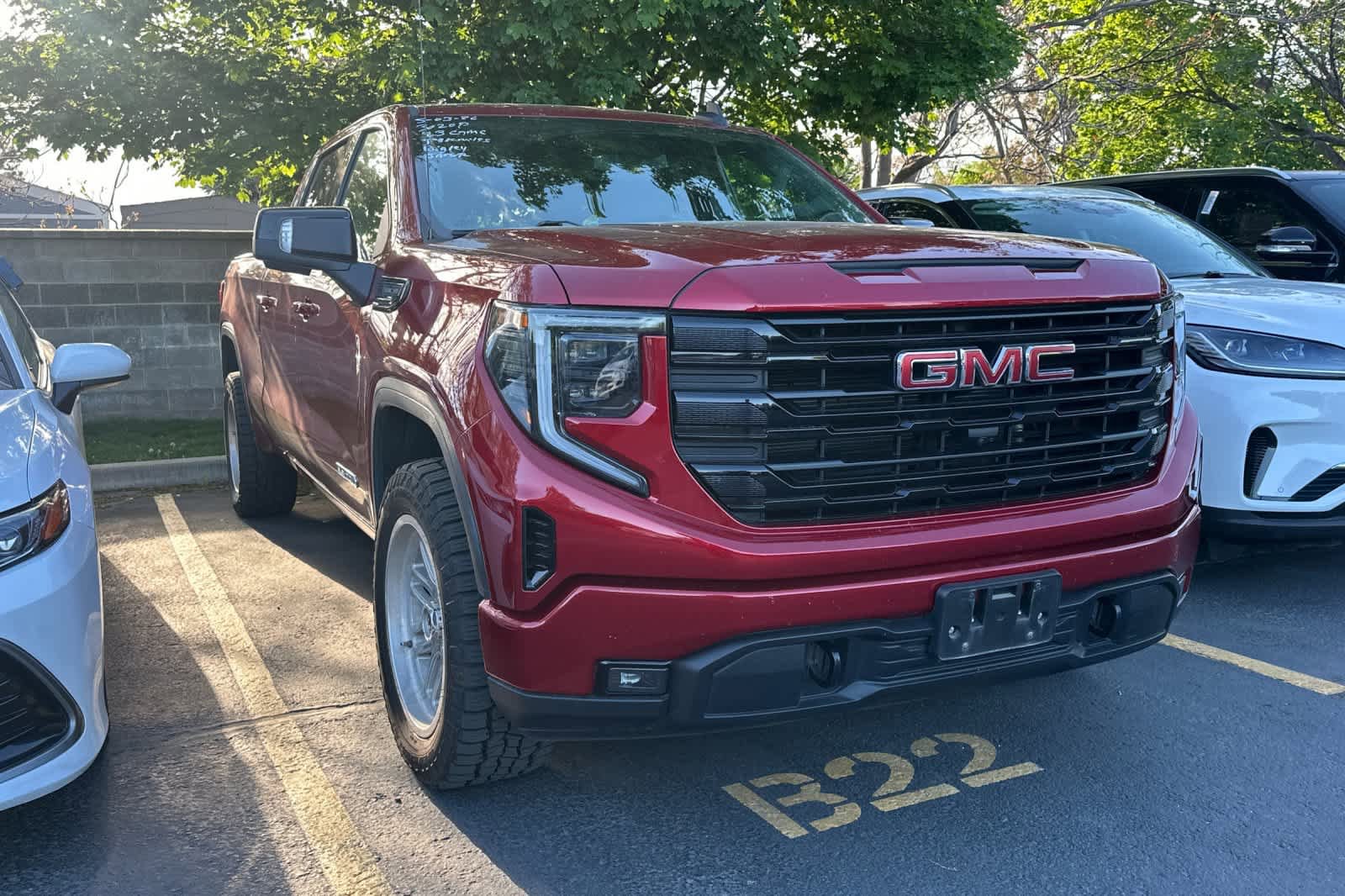 Used 2023 GMC Sierra 1500 Elevation w/ Elevation Premium Package AWD/4WD image 3
