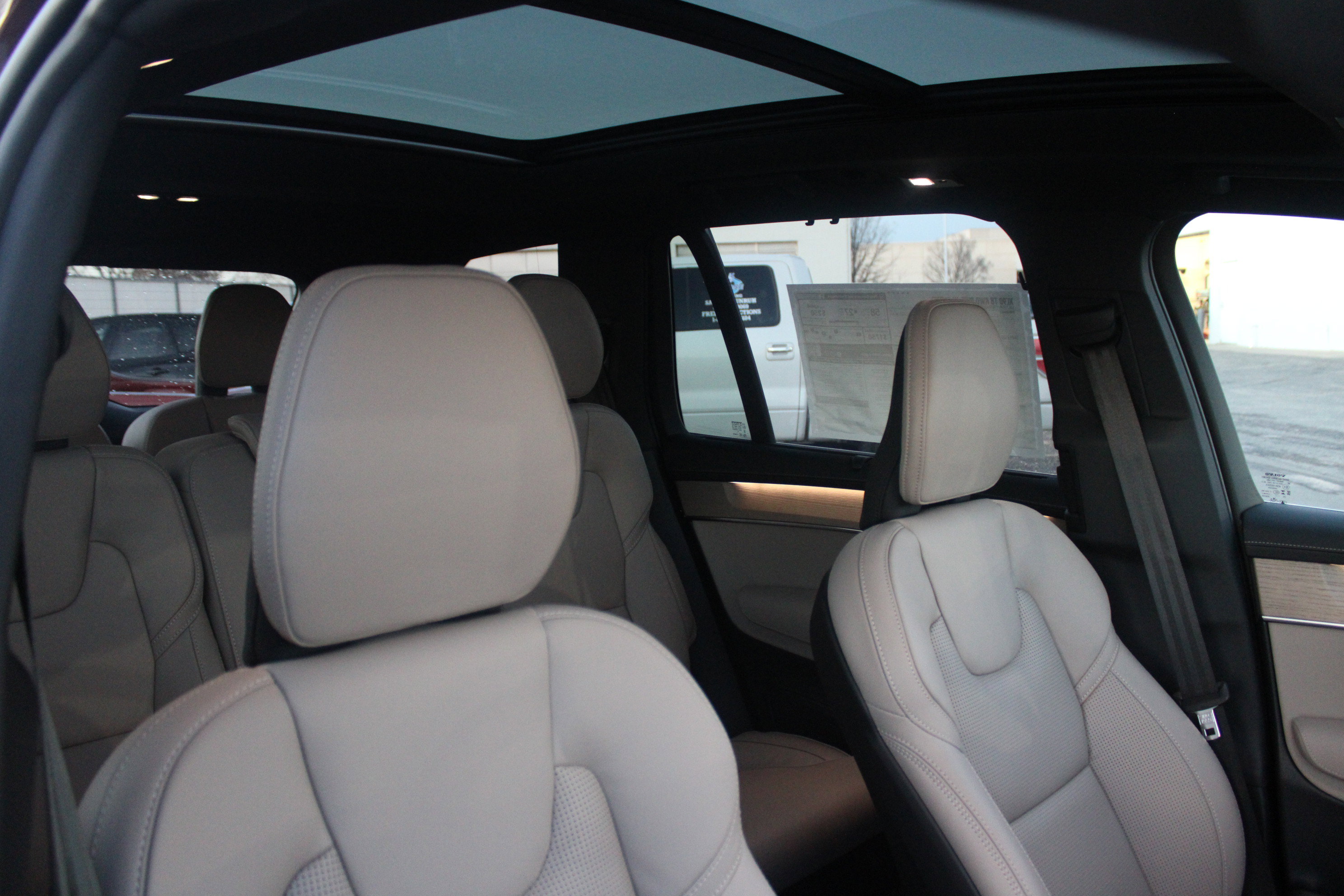 New 2026 Volvo XC90 T8 Ultra w/ Protection Package Premier AWD/4WD image 42