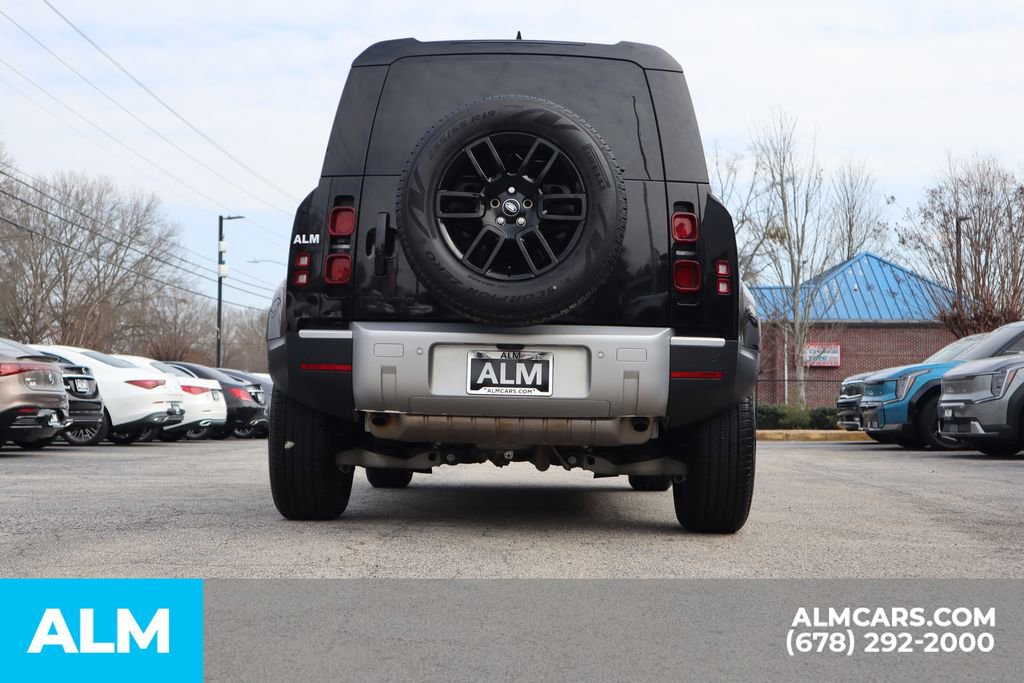 Used 2025 Land Rover Defender 110 S AWD/4WD image 7