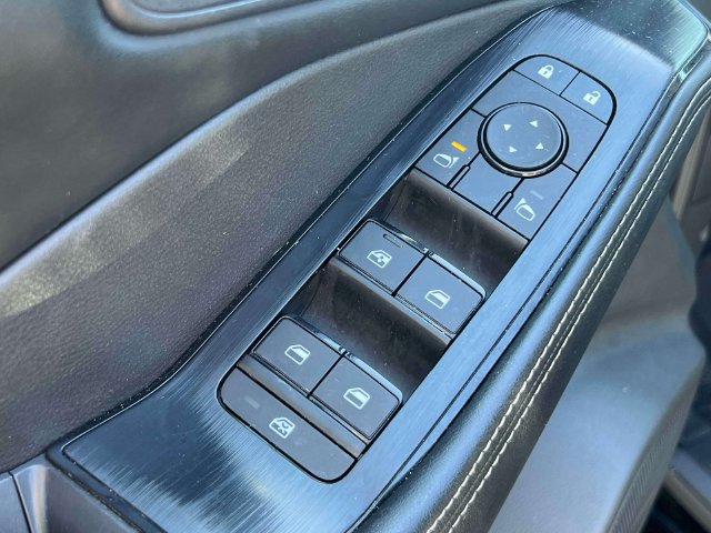 Certified 2025 Nissan Rogue SV AWD/4WD image 15