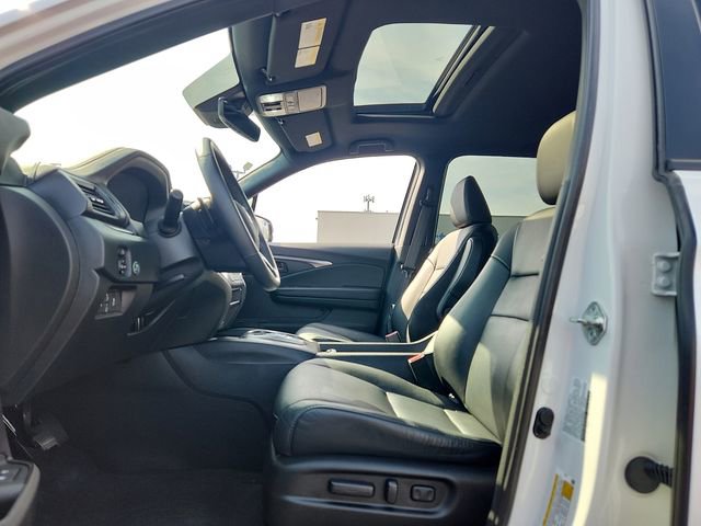 Used 2023 Honda Passport EX-L image 13