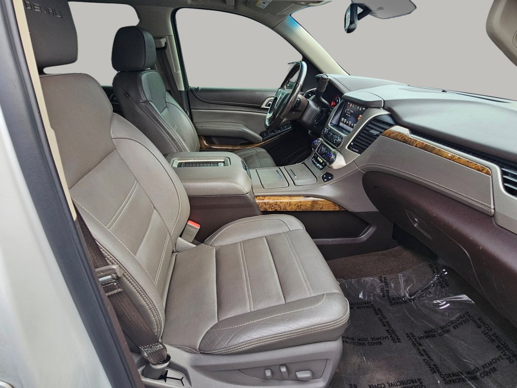 Used 2016 GMC Yukon XL Denali w/ Open Road Package image 24
