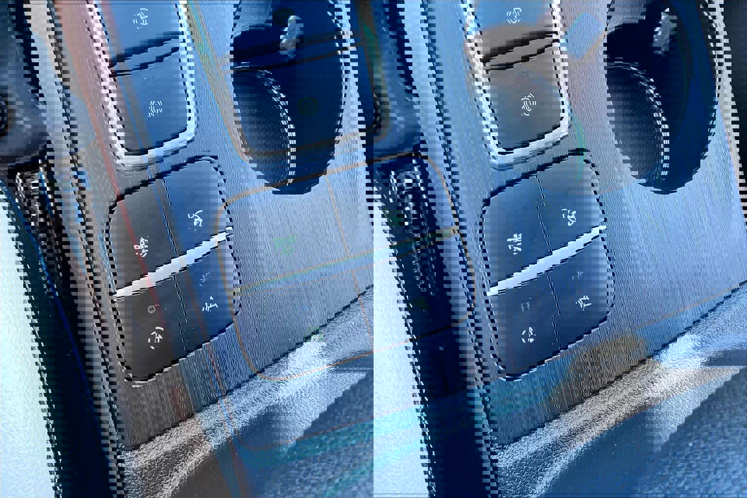 Used 2020 Ford Escape Titanium image 31