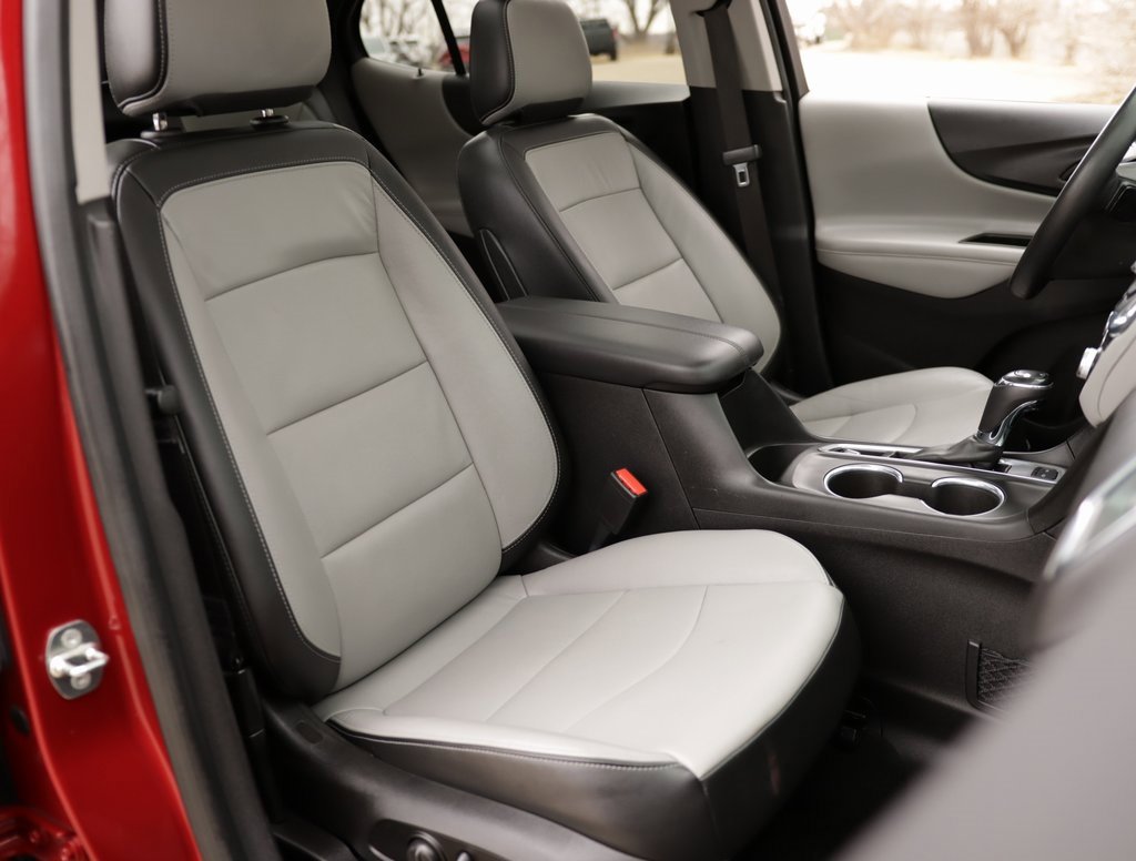 Used 2018 Chevrolet Equinox Premier image 34