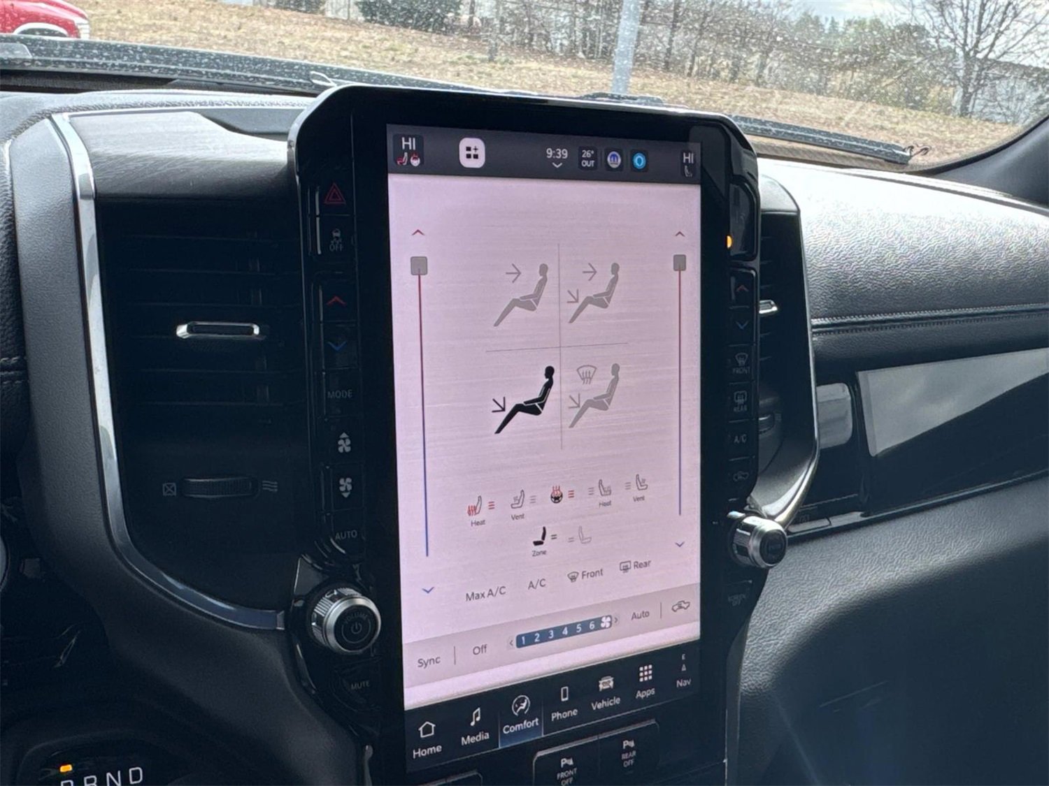 Used 2025 RAM 1500 Laramie w/ Night Edition image 37