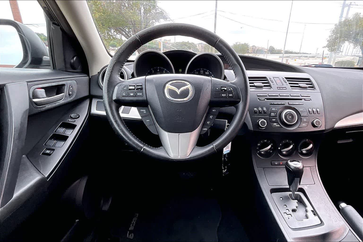 Used 2012 MAZDA MAZDA3 i Touring FWD image 13