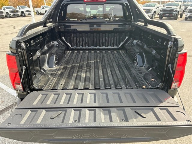 New 2025 Chevrolet Colorado Z71 w/ Midnight Edition image 16