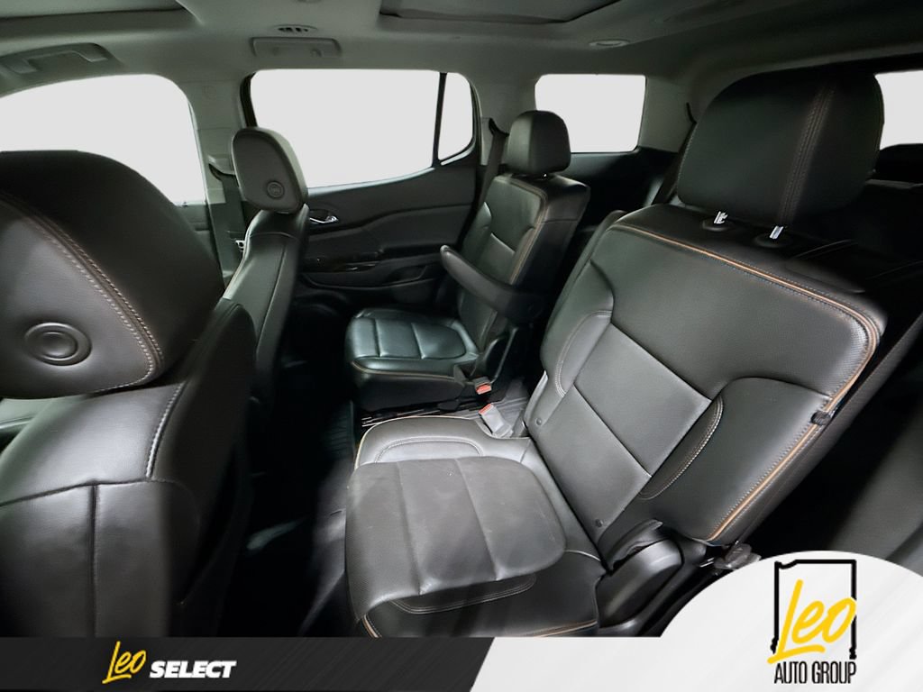 Used 2021 GMC Acadia AT4 w/ Technology Package AWD/4WD image 29