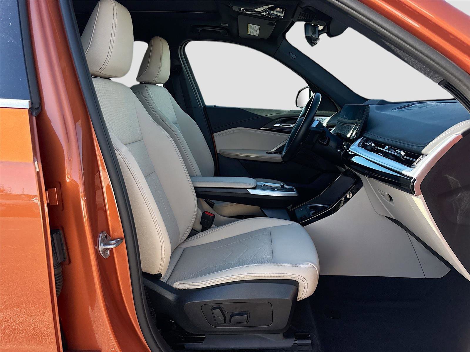 Used 2023 BMW X1 xDrive28i w/ Premium Package image 34