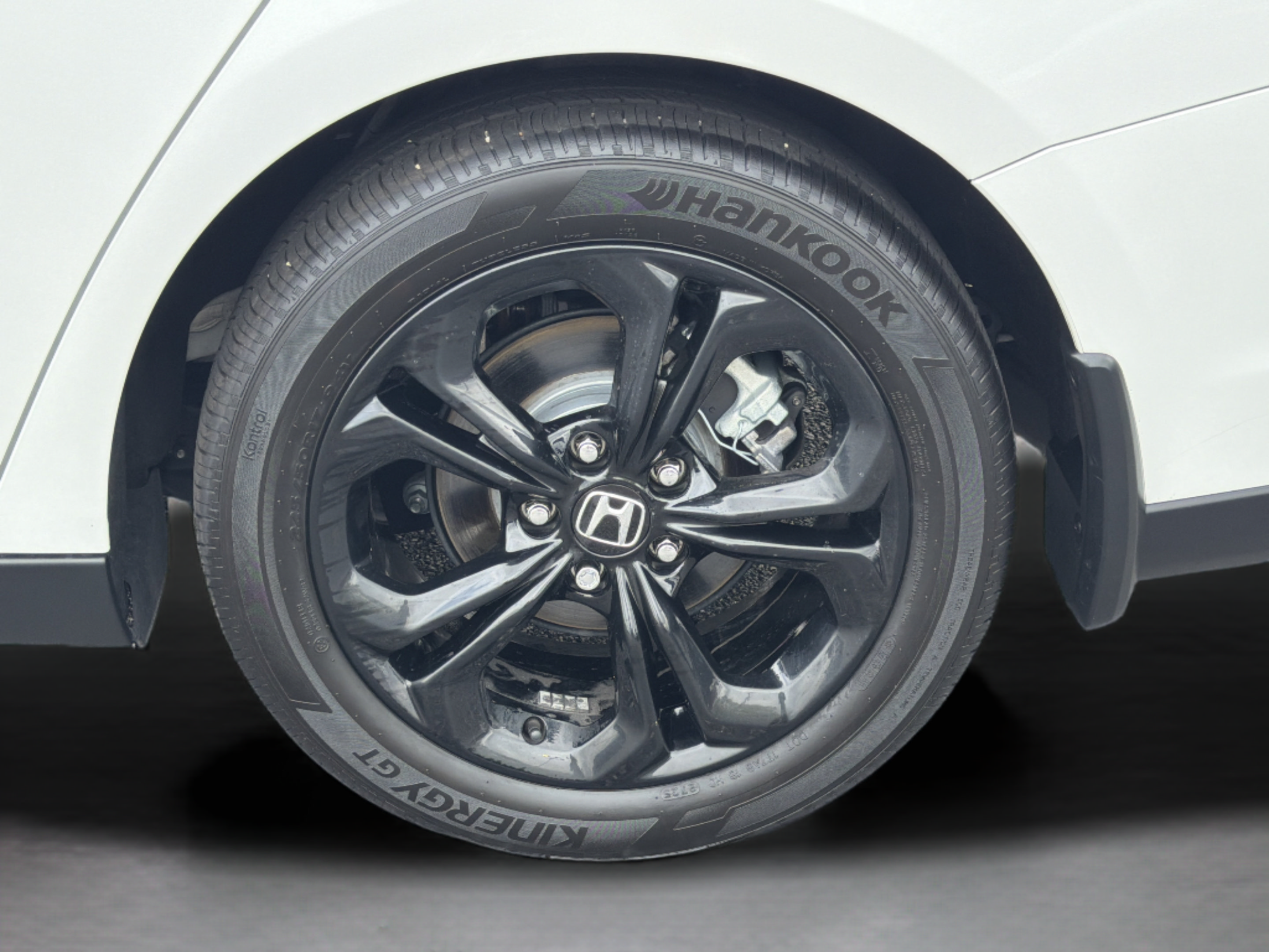 Certified 2025 Honda Accord SE image 29