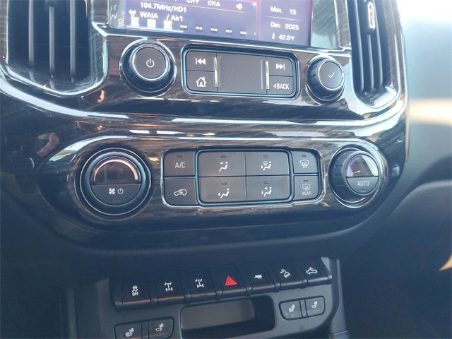 Used 2021 Chevrolet Colorado ZR2 image 30