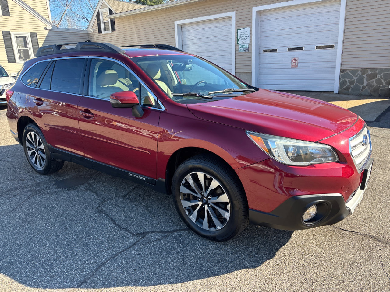 Used 2016 Subaru Outback 2.5i Limited image 7