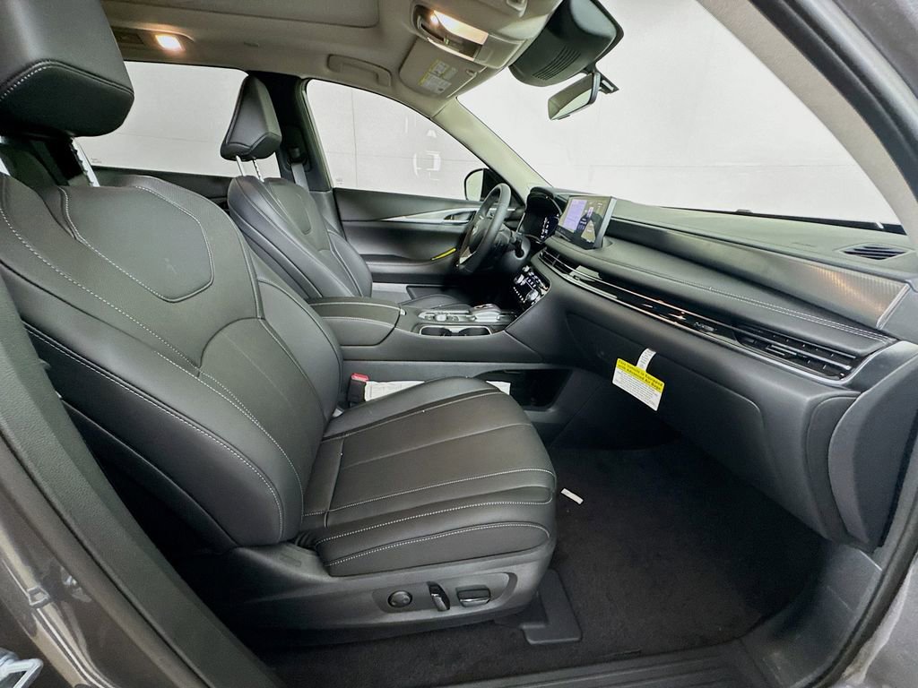 New 2027 INFINITI QX60 Luxe w/ Cargo Package AWD/4WD image 36