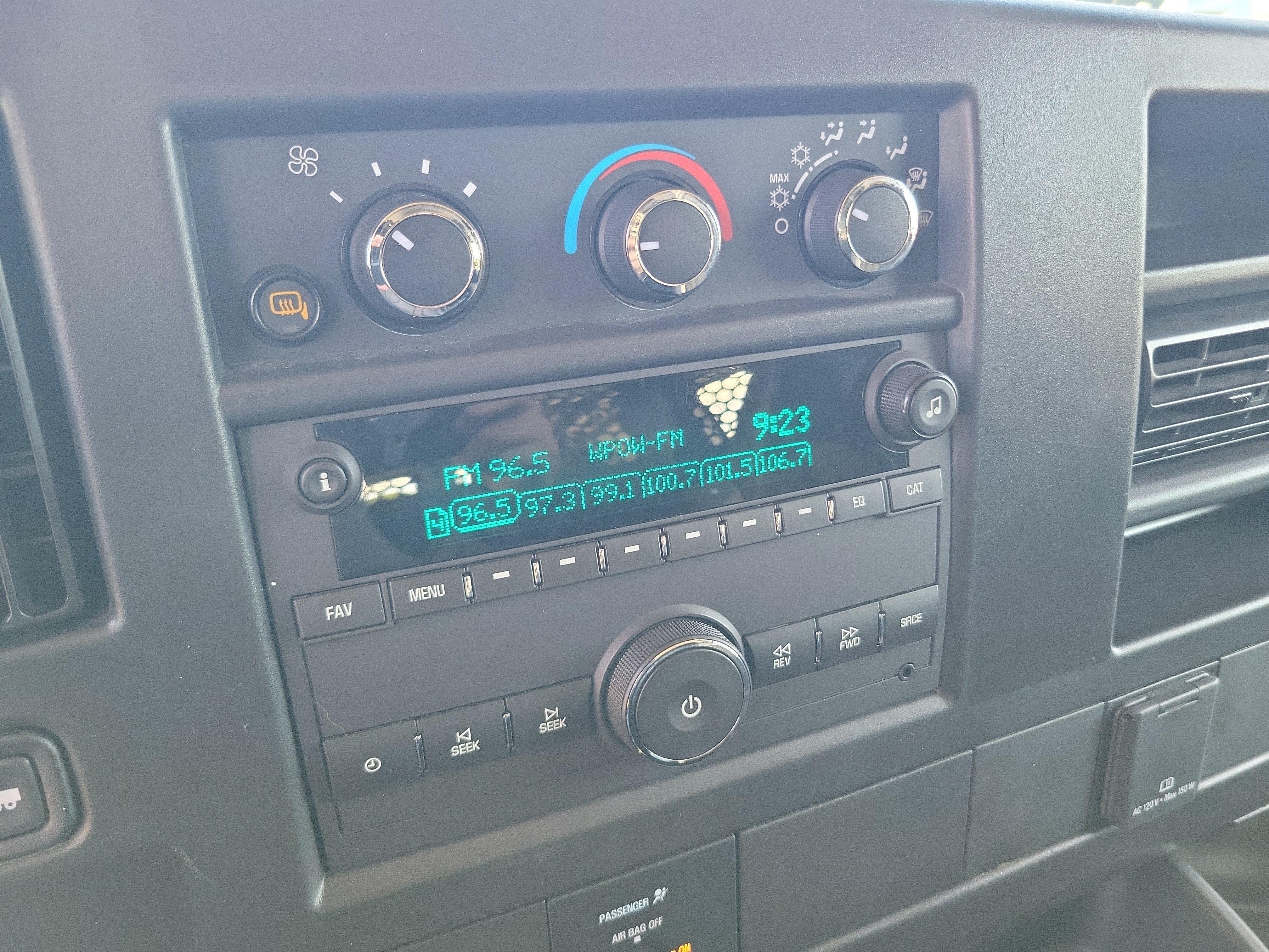 Used 2025 Chevrolet Express 2500 w/ Driver Convenience Package RWD image 26
