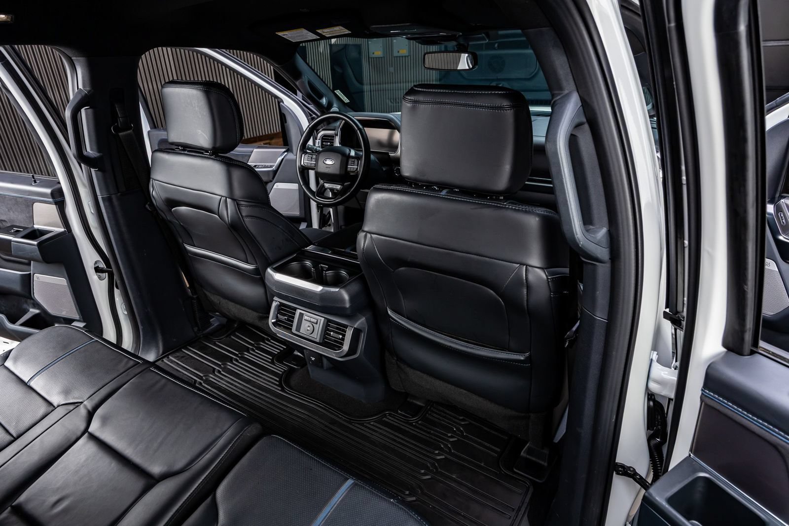 Used 2025 Ford F150 Platinum AWD/4WD image 32