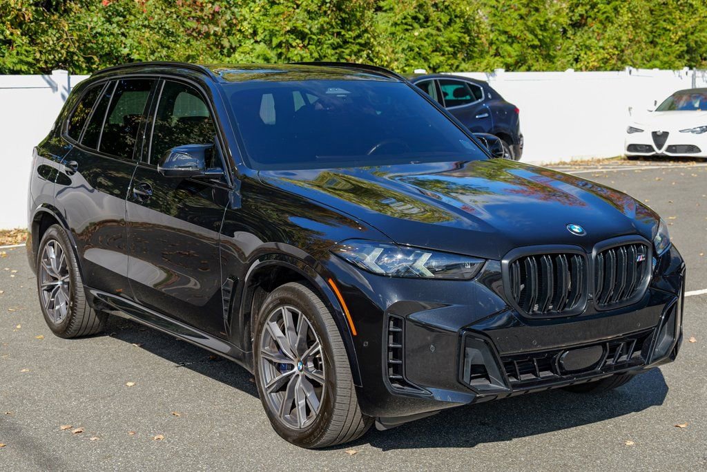 Used 2024 BMW X5 M60i w/ Executive Package image 9