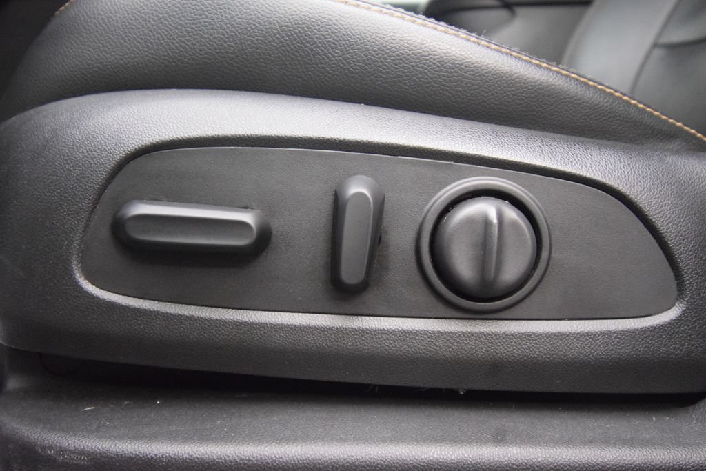 Used 2020 GMC Terrain SLT AWD/4WD image 27