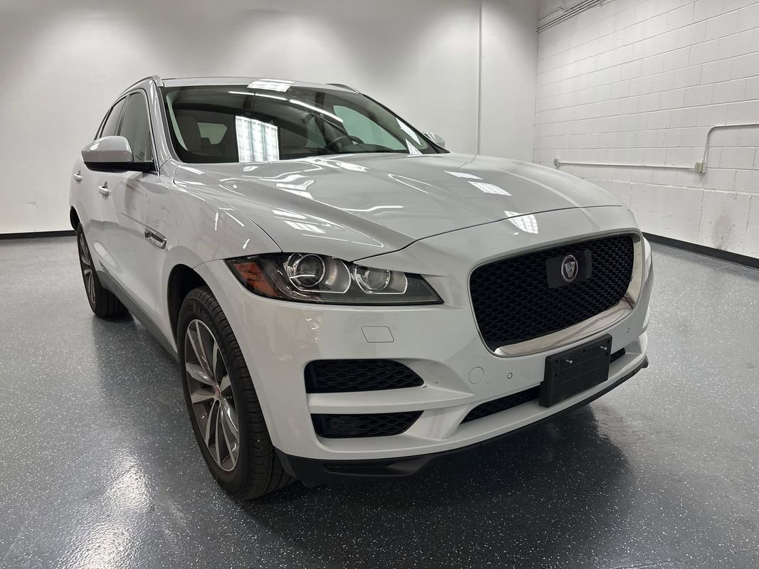 Used 2020 Jaguar F-PACE Prestige image 1