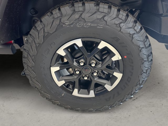 New 2026 Jeep Wrangler Unlimited Rubicon AWD/4WD image 14