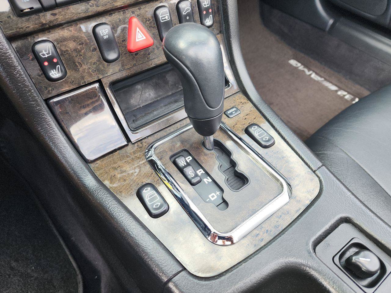 Used 2003 Mercedes-Benz SLK 32 AMG image 10