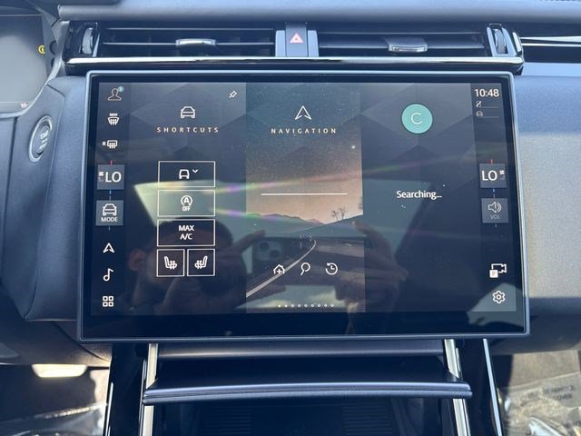 New 2026 Land Rover Range Rover Velar Dynamic SE image 24