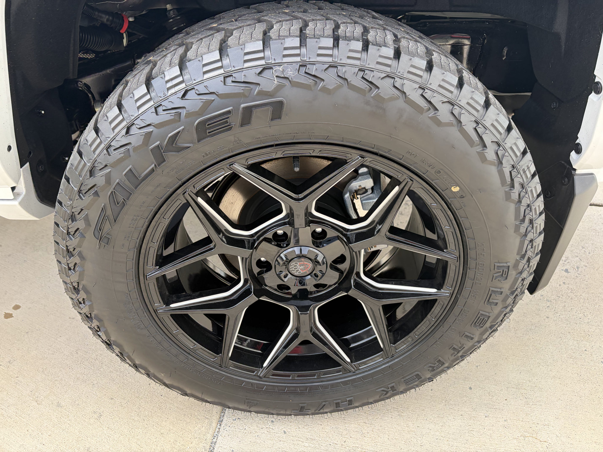 New 2026 Toyota 4Runner TRD Sport AWD/4WD image 4